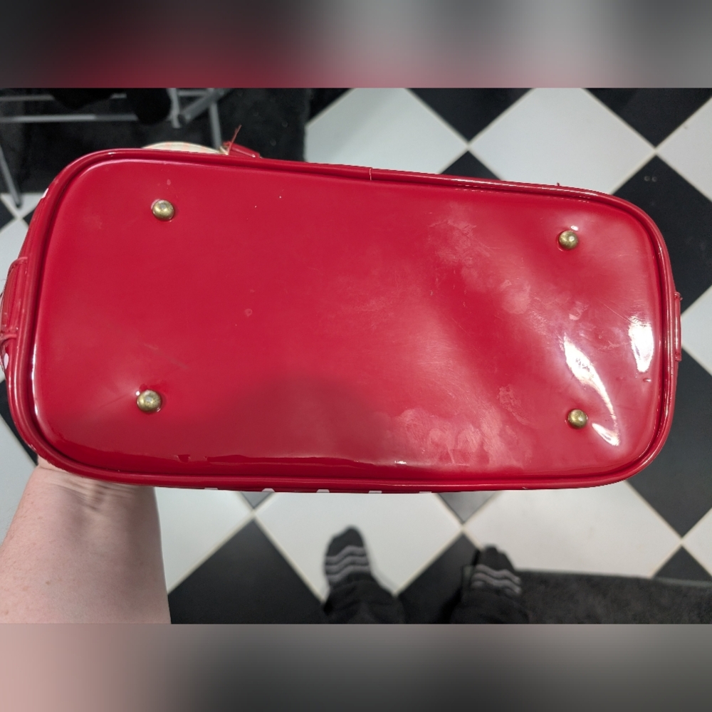 Bioworld. Studio Ghibli Kiki's Delivery Service Purse View 5